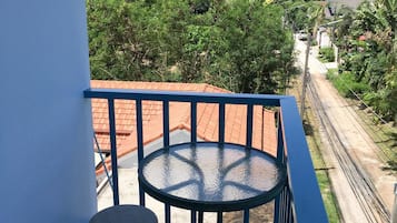 Standard Apartment for 2 Adults with Kitchen & Balcony | Sacada