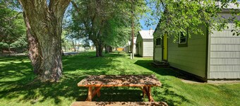 Idle A While Cabins