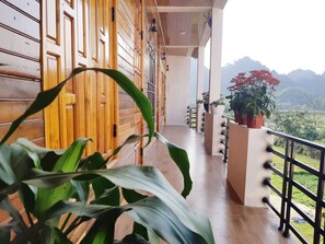 Double Room | Balcony view - Diep Le Homestay (Bo Trach)