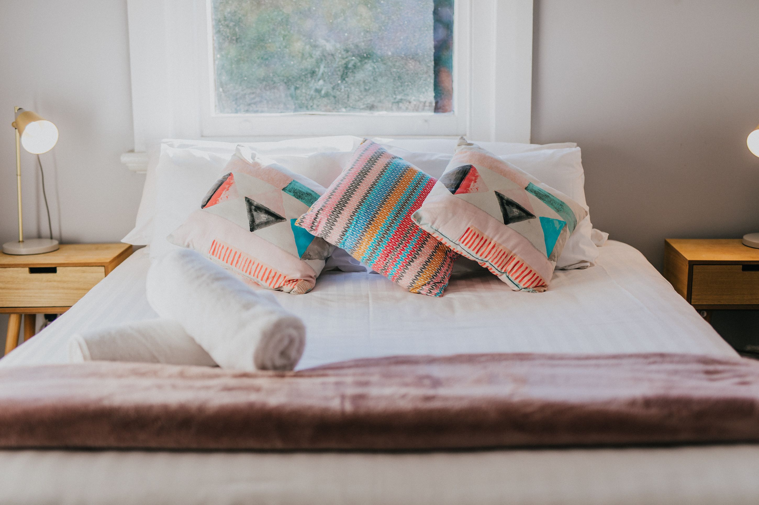 classic double room, 1 queen bed, shared bathroom | blackout curtains, free wifi, bed sheets