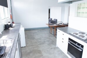 Basic-Apartment, Mehrere Betten, Nichtraucher (2 Bedroom Apartment ) | Eigene Küche