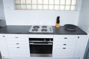 2 Bedroom Apartment | Private kitchenette