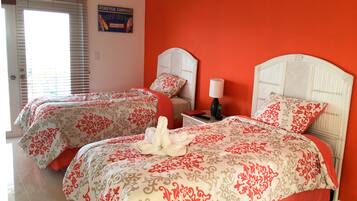 4 Schlafzimmer, Bügeleisen/Bügelbrett, kostenloses WLAN, Bettwäsche