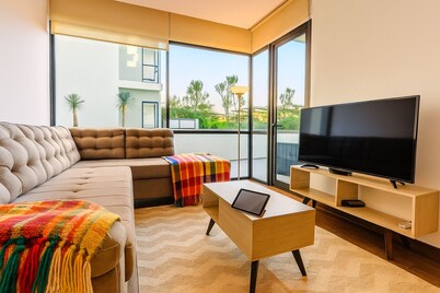 La Silla View Luxury Penthouse Pool and Gym Access