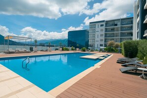 Pool - La Silla View Luxury Penthouse Pool and Gym Access (Monterrey)