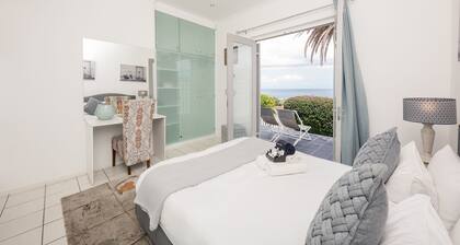 Indigo Bay - The Boat