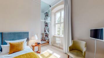 1 bedroom, premium bedding, in-room safe, individually decorated