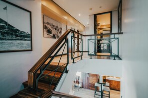 Loft, 2 Bedrooms | Premium bedding, minibar, in-room safe, desk