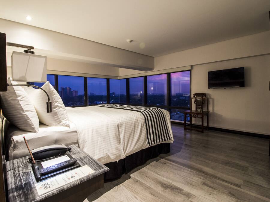 Loft, 2 Bedrooms | City view