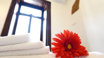 Deluxe Double Room | Egyptian cotton sheets, premium bedding, desk, laptop workspace