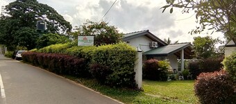 Prim Rose Hill Holiday Bungalow