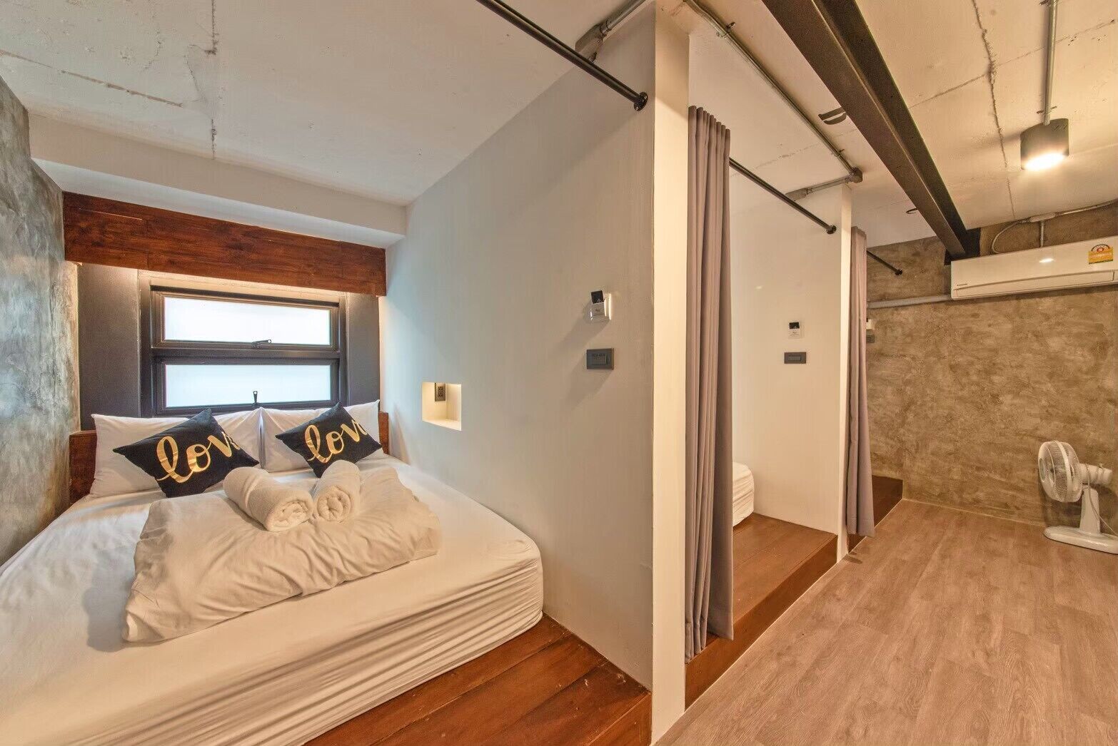 Deluxe 3 Bed Female Dorm | Blackout drapes, free WiFi, bed sheets