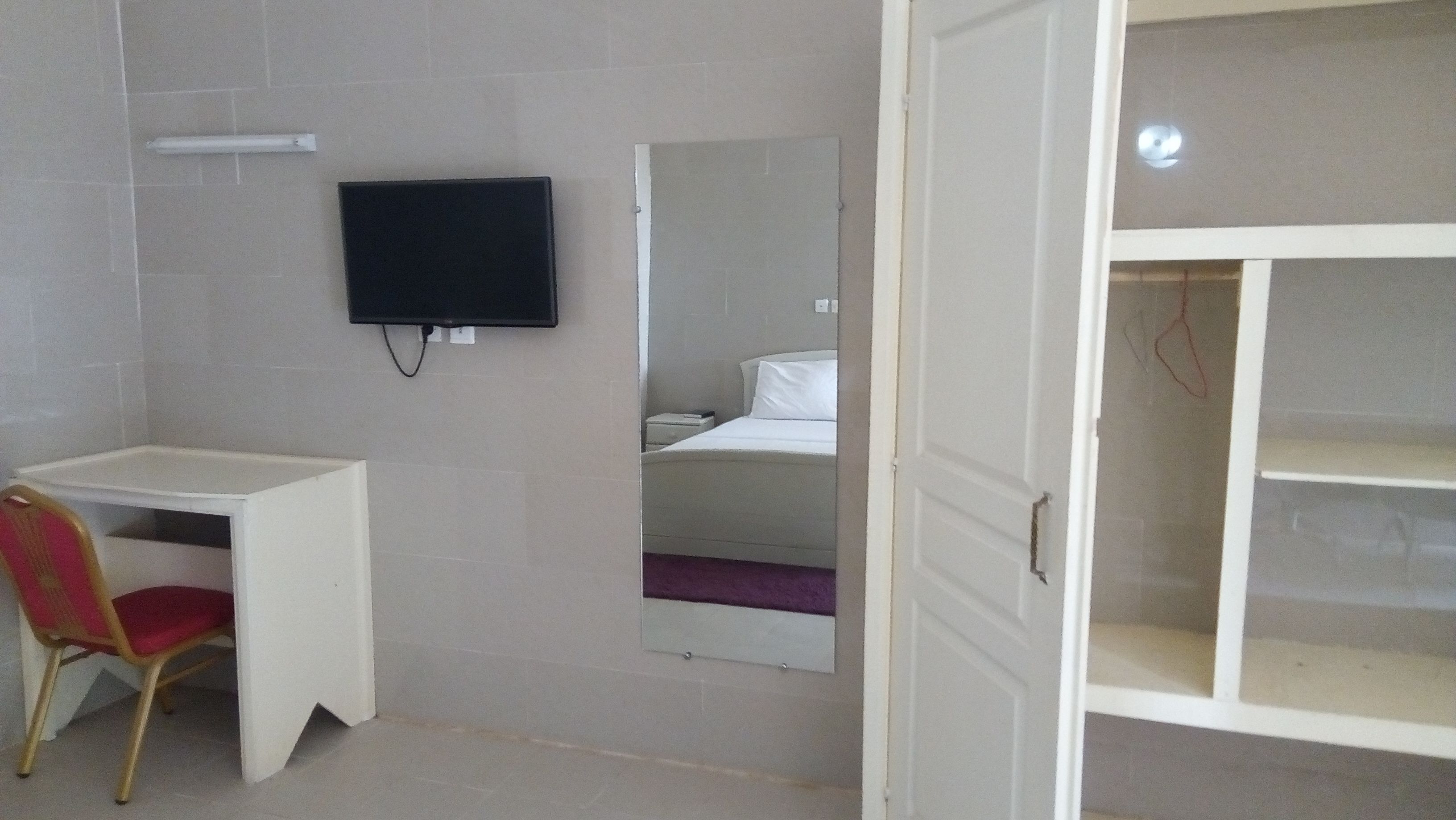 Suite Exclusive, 1 très grand lit, non-fumeurs | Équipements de la chambre