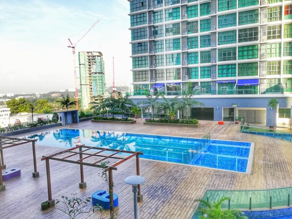 Outdoor pool - Lawang Suite 1 Bedroom Standard Apartment (Shah Alam)