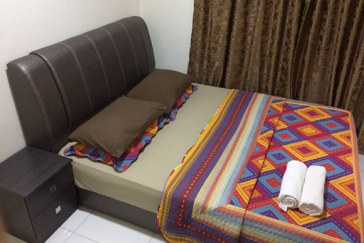 Iron/ironing board, WiFi