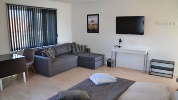 Skrivebord, lydisolering, gratis Wi-Fi, sengetøj