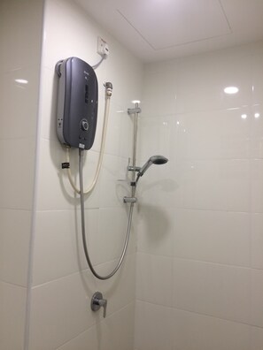 Quarto standard | Chuveiro