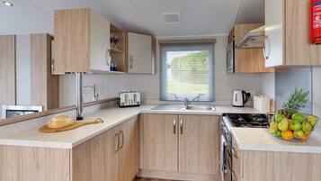 Superior Mobile Home, Private Bathroom, Garden View | 1 bedroom