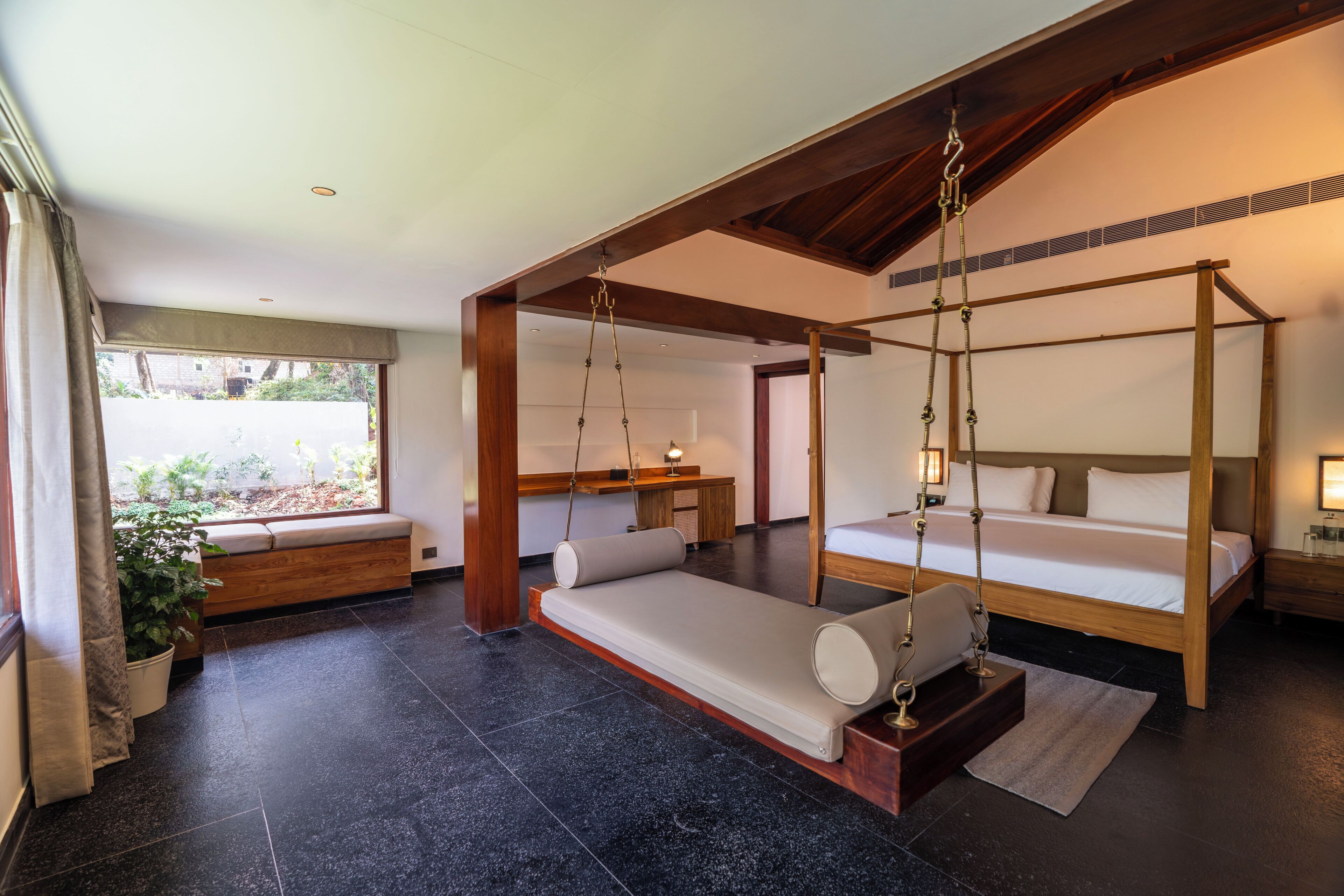 Luxury Villa | Egyptian cotton sheets, premium bedding, free WiFi, bed sheets