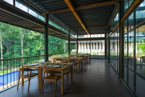 Dining - Ayatana Coorg (Somvarpet)
