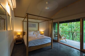 Suite | Egyptian cotton sheets, premium bedding, free WiFi, bed sheets