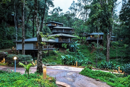Exterior. Ayatana Coorg