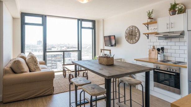 Premium Apartment, 2 Bedrooms | In-room dining - Four Seasons Gold Suite (Cape Town)