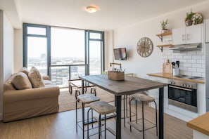 Premium Apartment, 2 Bedrooms | In-room dining