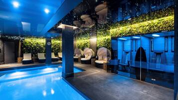 Sauna, hammam, 1 salle de soins, massages