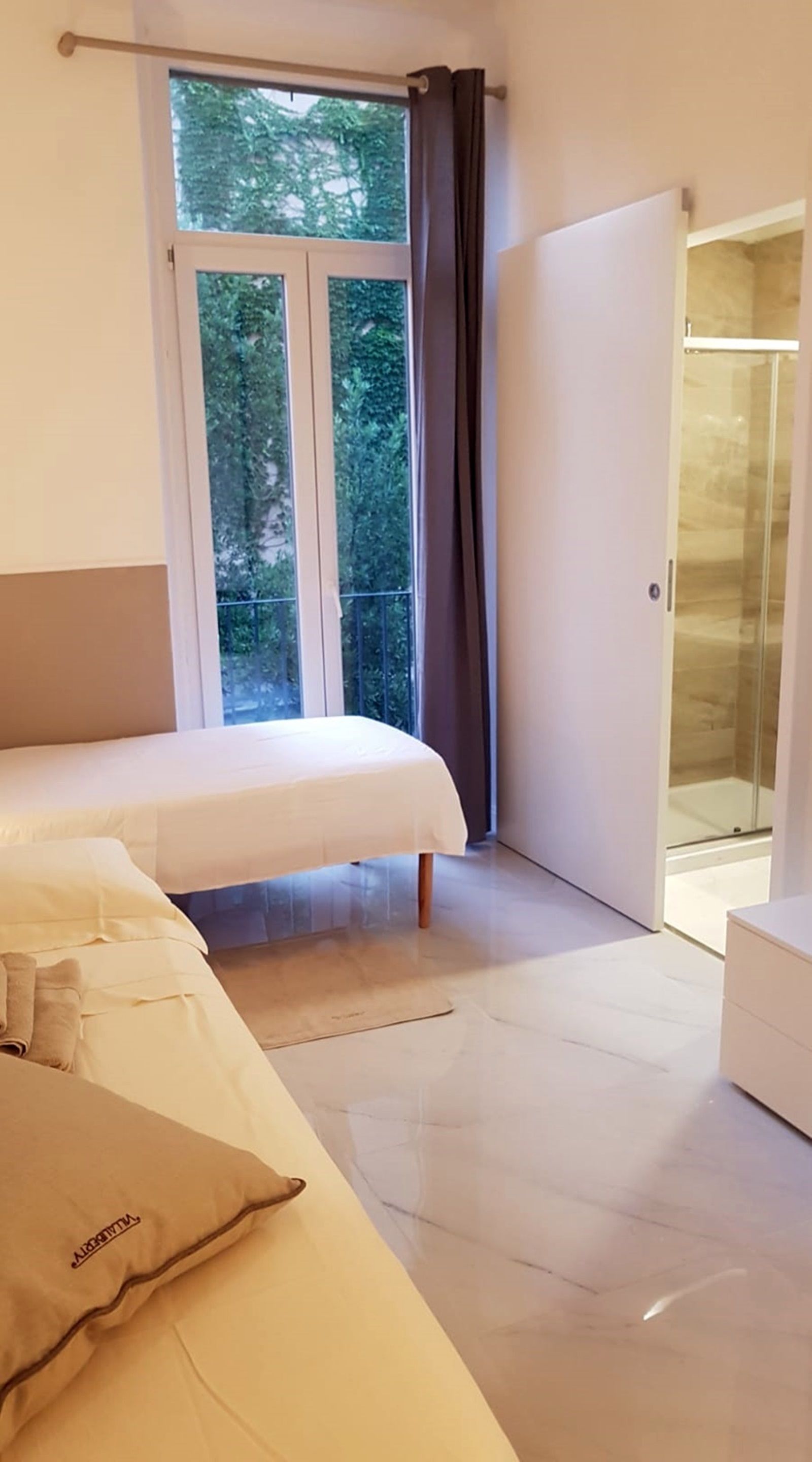 Classic-Zweibettzimmer (Liberty 1) | Schreibtisch, kostenloses WLAN, Bettwäsche