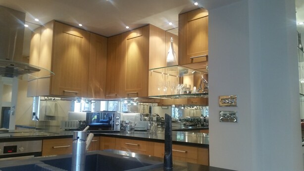 Unclassified image, 1 of 13, button - Castle Luxury Apartment lll (Nottingham)