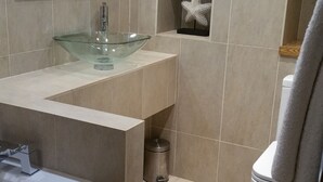Unclassified image, 2 of 13, button - Castle Luxury Apartment lll (Nottingham)