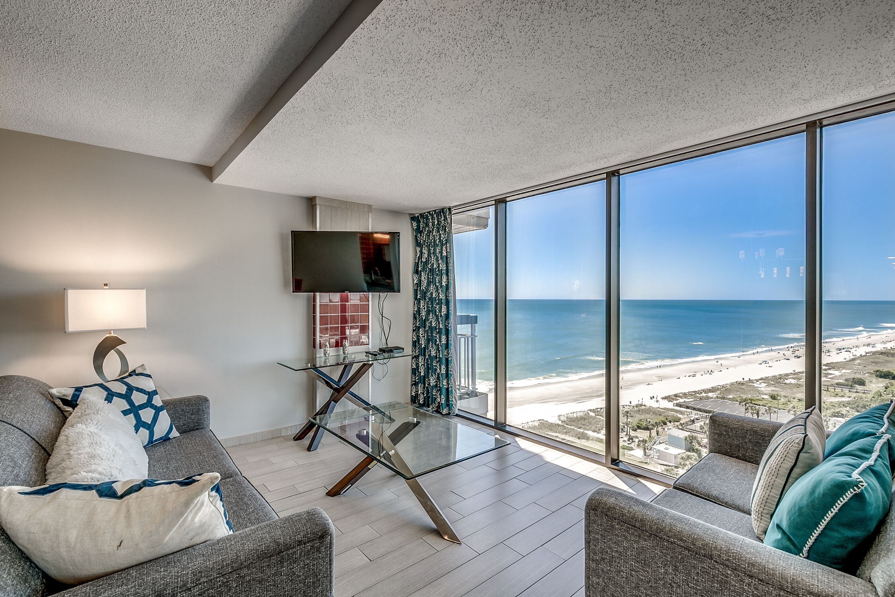 Luxury 3 Bedroom 2 Bath Oceanfront Condo - Available by Luxury Beach Rentals