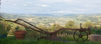Cosy Self Catering Cottage that has everything you need with a spectacular view