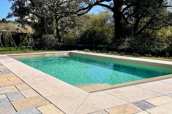 Heated shared pool, open seasonally, sessions booked at extra cost