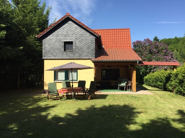 Fachada da propriedade