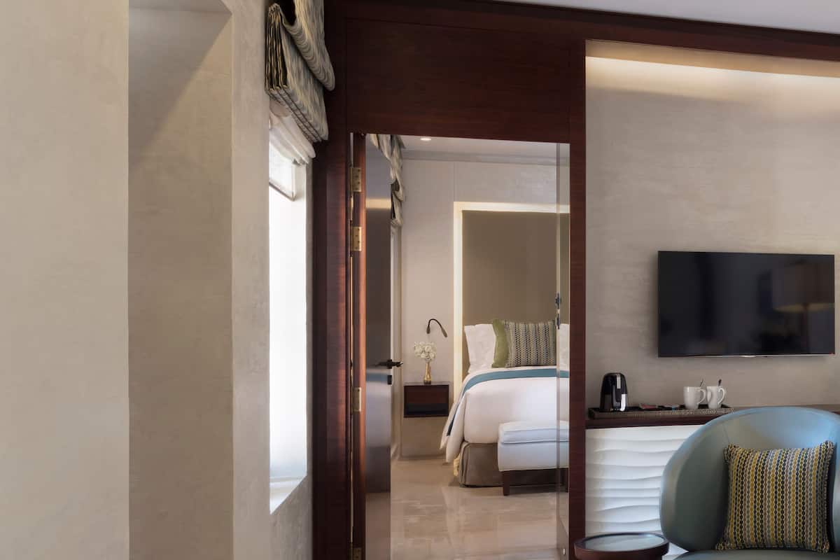 1 bedroom, minibar, in-room safe, blackout curtains