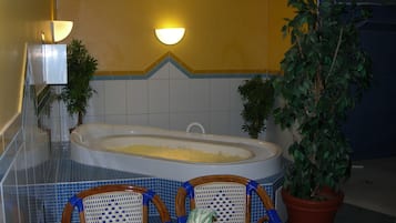 Massages aux pierres chaudes, salles de massage et de soins, massages
