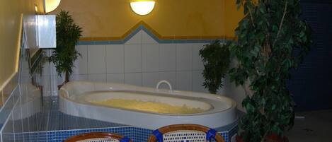 Masajes con piedras calientes, salas de tratamiento o masajes, masajes