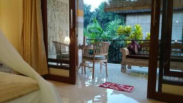 Habitación estándar doble, balcón | Terraza o patio