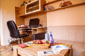Reception - Villa Gamma (Pavel Banya)