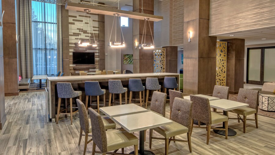 Hampton Inn & Suites San Jose Airport
