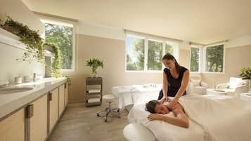 Salas de tratamiento para parejas, sauna y baño de vapor
