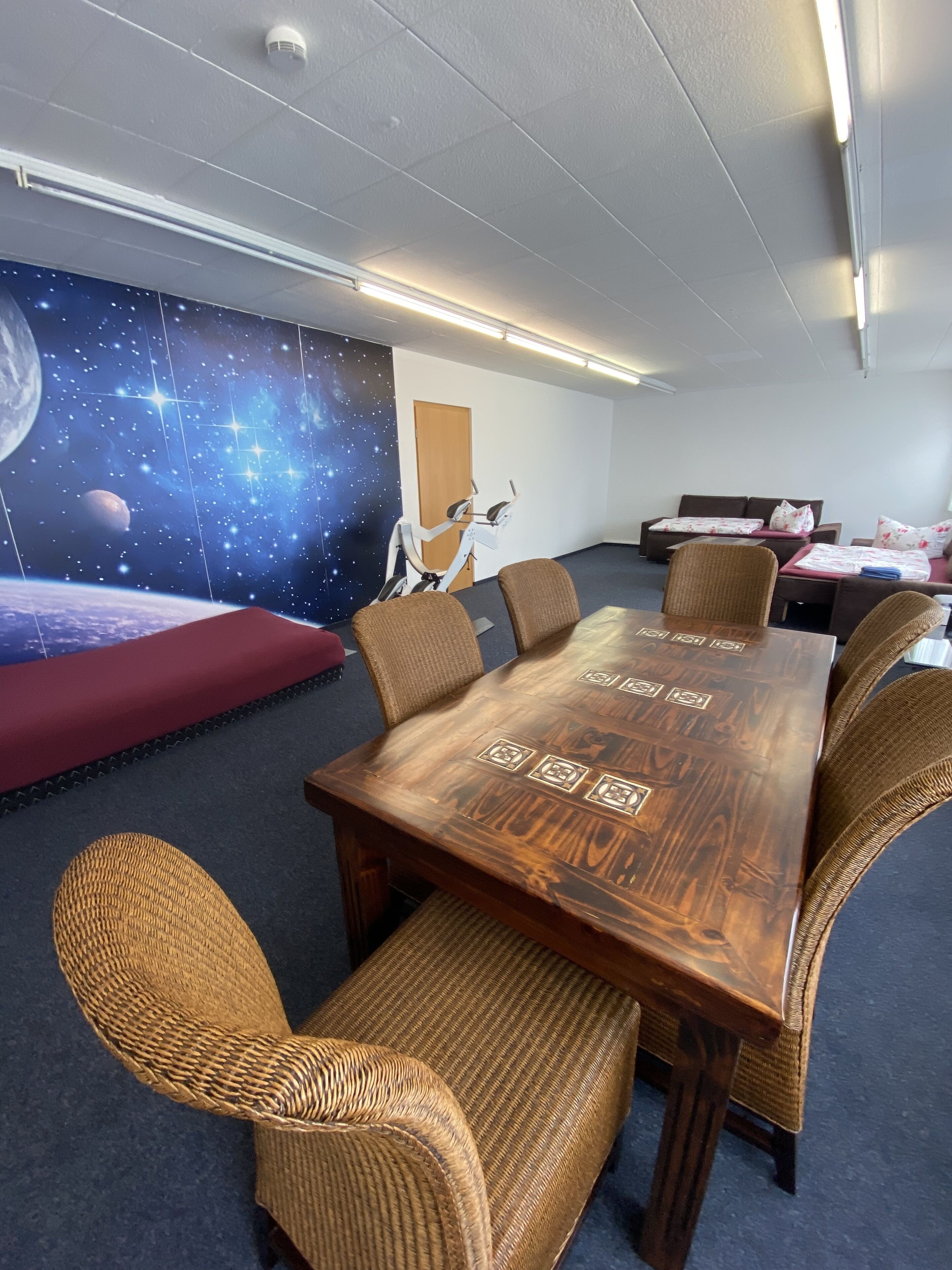 舒適客房, 多張床, 共用浴室 | 客廳