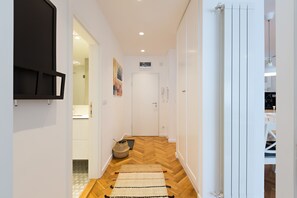 华丽公寓, 花园景观 | 起居区 | 平板电视、办公室