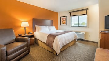 Ropa de cama de alta calidad, colchones con pillow-top y escritorio