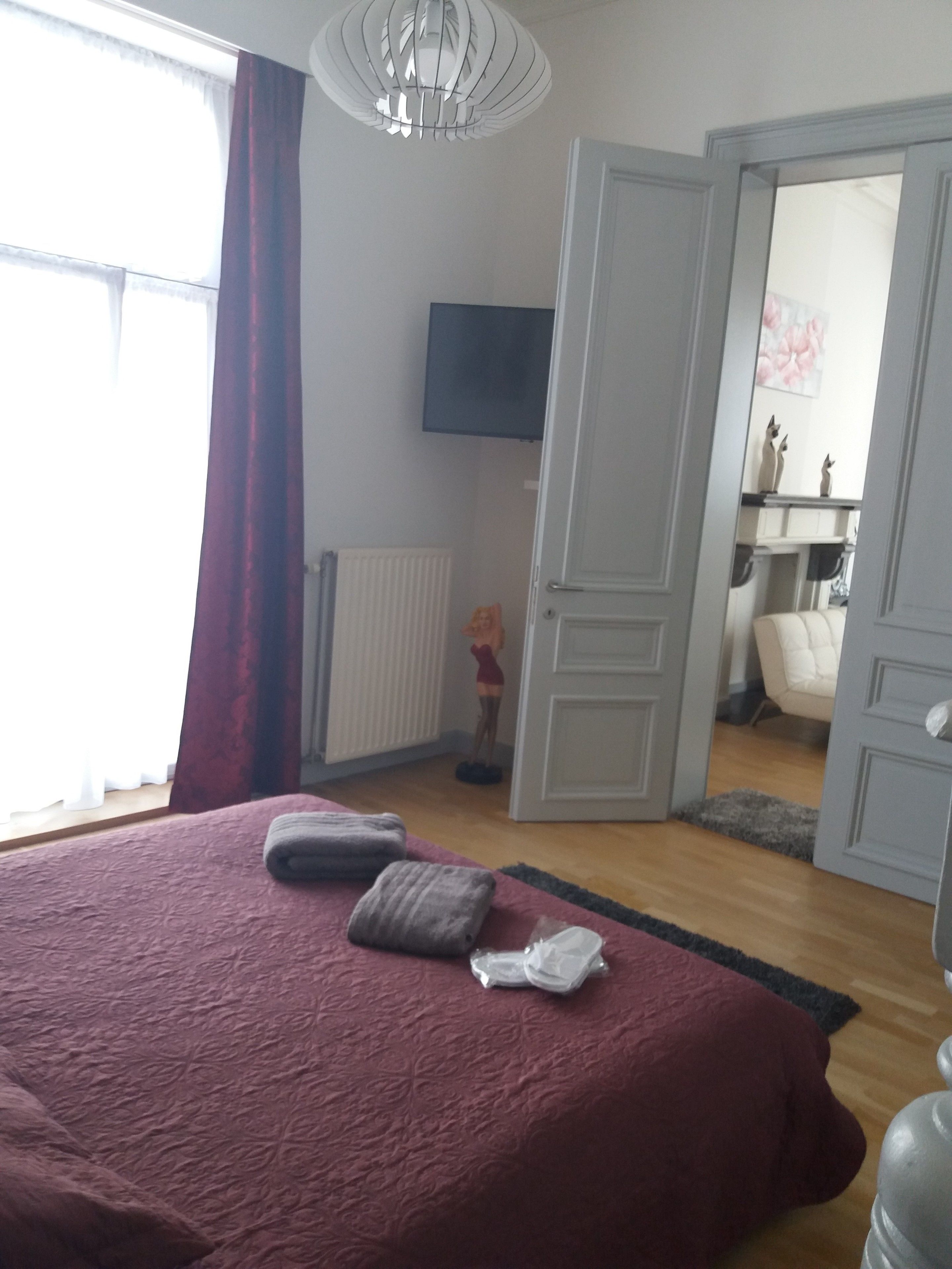 Appartement Affaires | 1 chambre, bureau, fer et planche à repasser, Wi-Fi gratuit