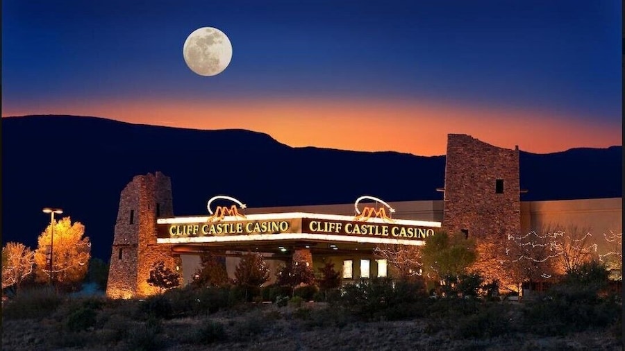 Cliff Castle Casino Hotel