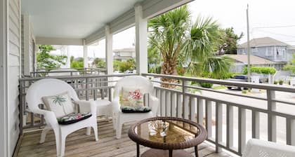 Pet Friendly Single Family Home w Sound Views!