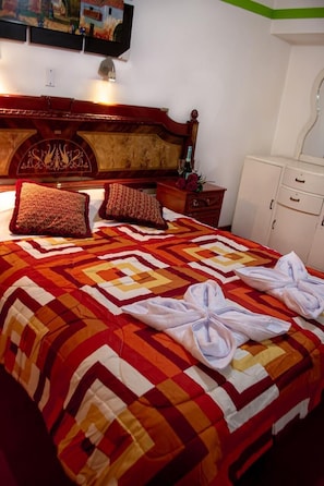 Superior-Doppelzimmer zur Einzelnutzung, 1 Queen-Bett | Schreibtisch, kostenloses WLAN